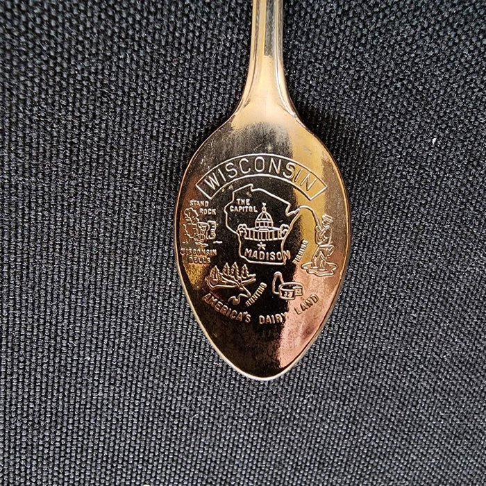 Wildwood Minocqua Wisconsin Deer Collectible Travel Souvenir Spoon 4.5" (11 cm)
