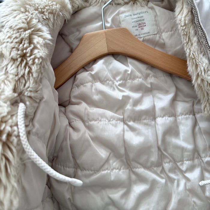 Zara / Sherpa lined zip up jacket / 18-24M